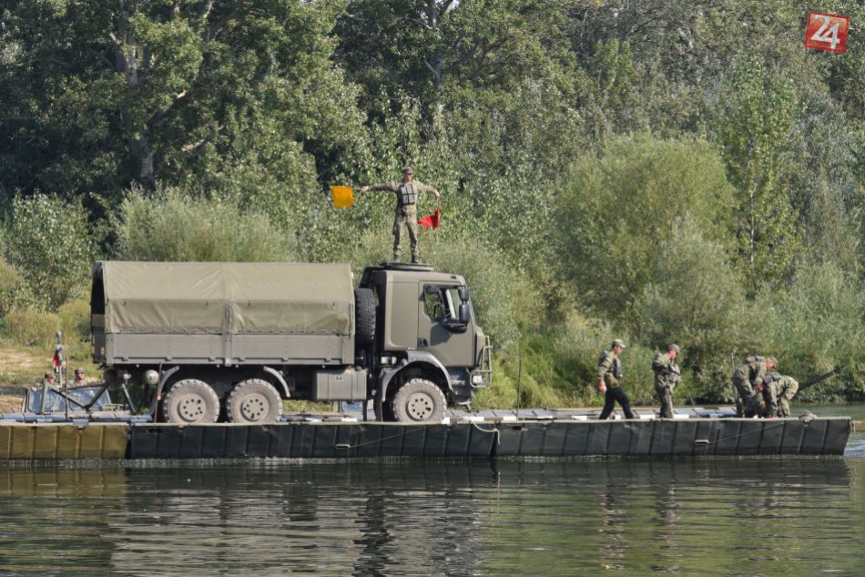 Ženisti naberajú cenné skúsenosti: Učia sa aj od Američanov zasahujúcich pri hur