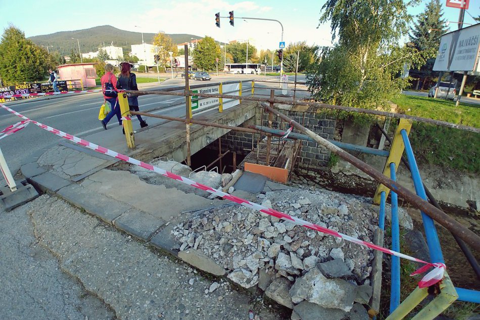 Obrazom: Oprava premostení v Rožňave