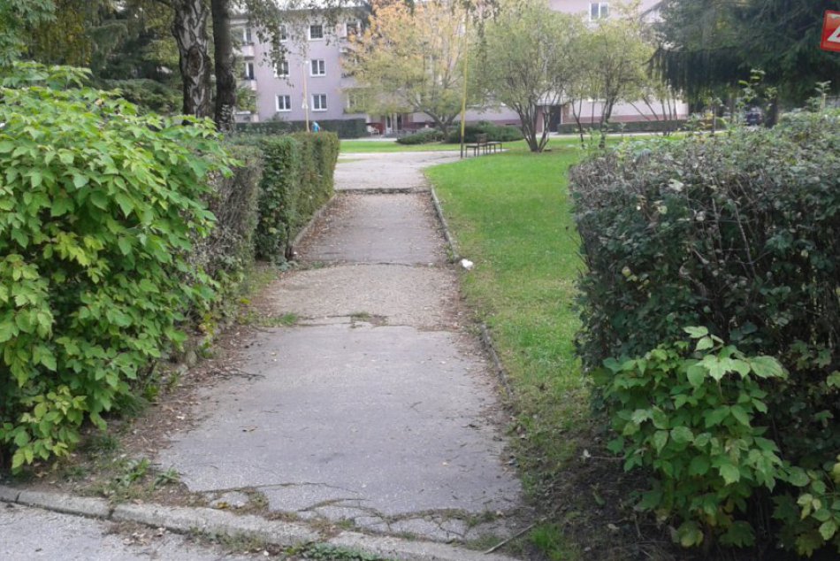Považskobystrický Park Mládeže sa má revitalizovať: Pozrite, ako vyzerá aktuálne