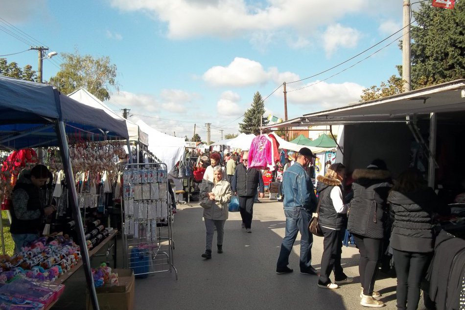 FOTO: Konal sa Vlčiansky jesenný jarmok, s bohatým programom aj množstvom hostí