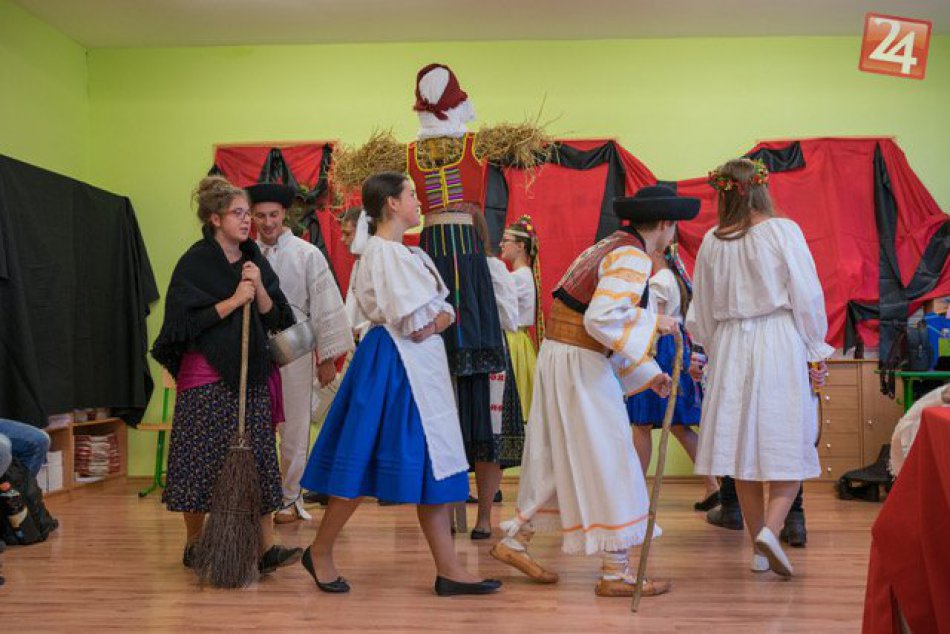 Na škole v Poprade vyskúšali slimáky a stretli Indiho Jonesa