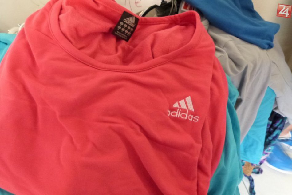 Konateľka predajne má zjavný problém: Aha, čo tam našli žilinskí colníci!