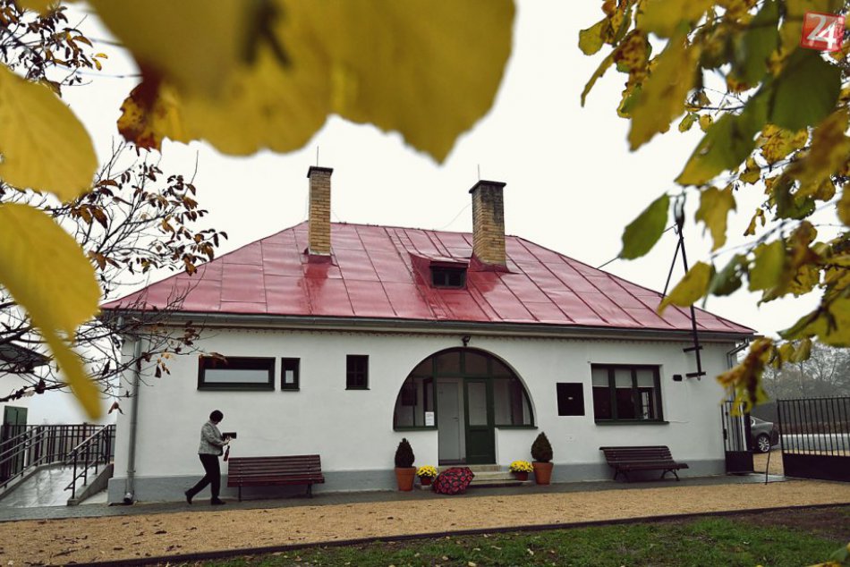 Obrazom: Pri Mauzóleu Andrássyovcov otvorili návštevnícke centrum