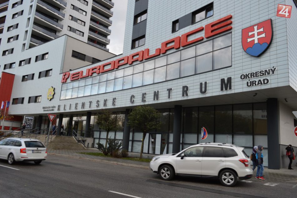 V Žiline otvorili najmodernejšie klientske centrum: Pozrite sa ako vyzerá