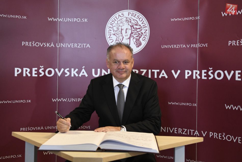 FOTOGALÉRIA: Prešovskú univerzitu v Prešove navštívila hlavu štátu