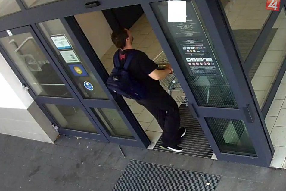 Neznámy muž dobodal SBS-kára v Dúbravke