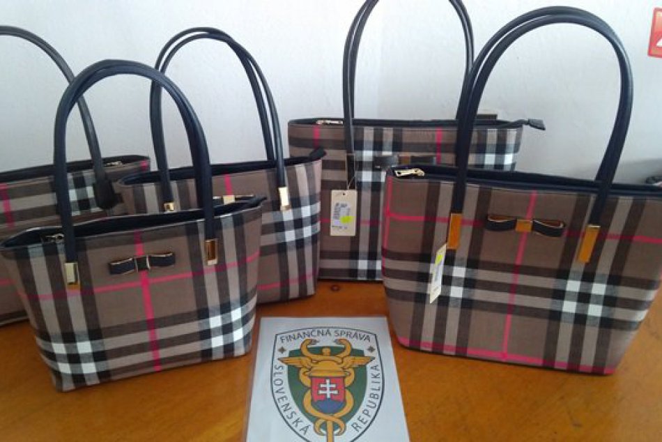 Nitrianski colníci si posvietili aj na jarmočníkov: Rozdali pokuty za vyše 9-tis