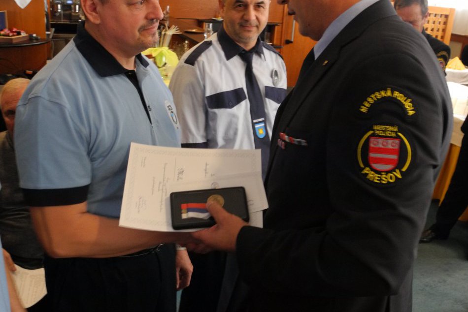 V OBRAZOCH: Za záchranu ľudského života ocenili 21 príslušníkov polície