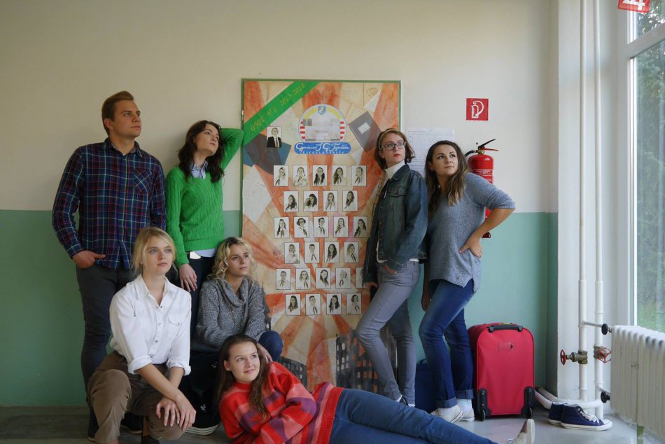 V OBRAZOCH: Natáčanie maturitného videa bystrických gymnazistov