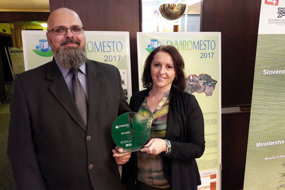 OBRAZOM: Víťazom súťaže ENVIROMESTO 2017 je Trnava. Takéto ocenie získalo mesto