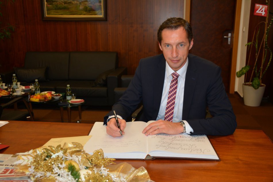 FOTO: Nový predseda PSK navštívil Prešovskú univerzitu