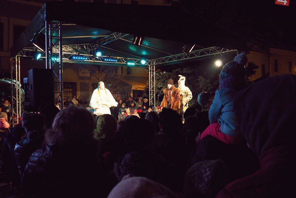 Obrazom: Príchod Mikuláša na Námestie baníkov a nový rekord