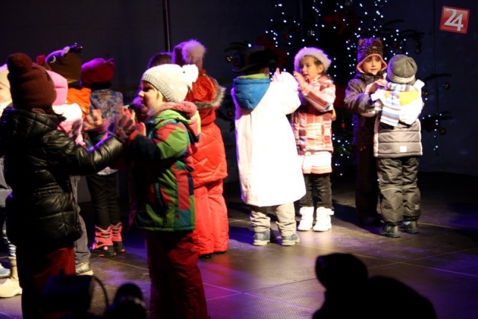 Mikuláš v Nových Zámkoch 2017