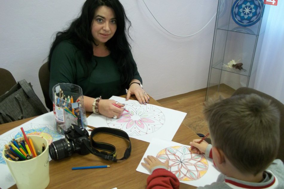 FOTO: Vo Veči sa konali tvorivé dielne, ich súčasťou bolo i plstenie