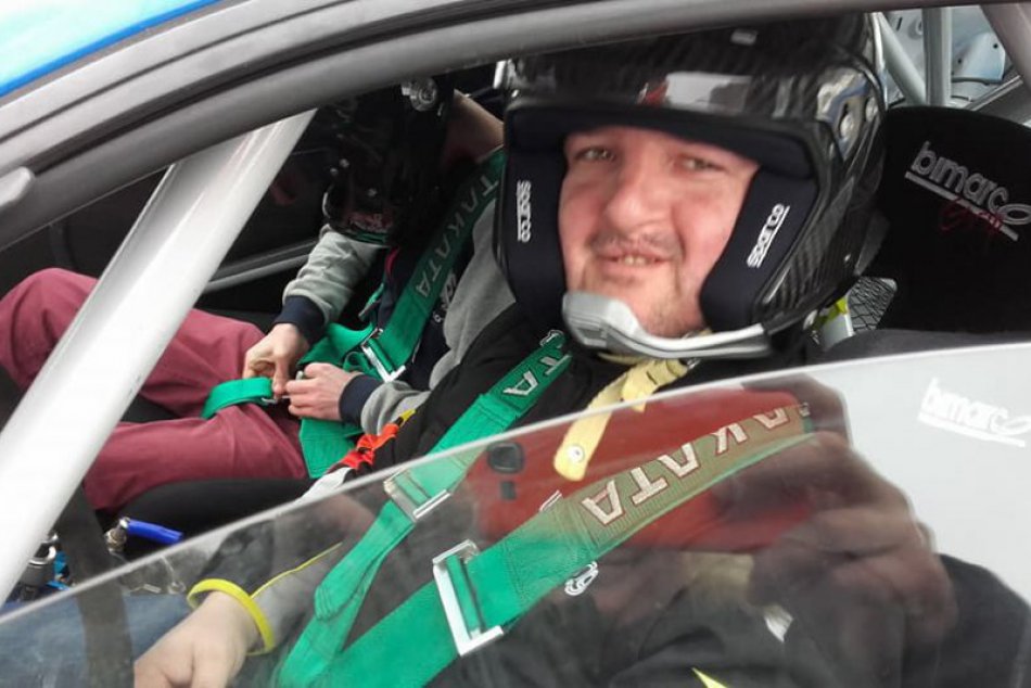 Obrazom: L Racing testoval na Brdárke