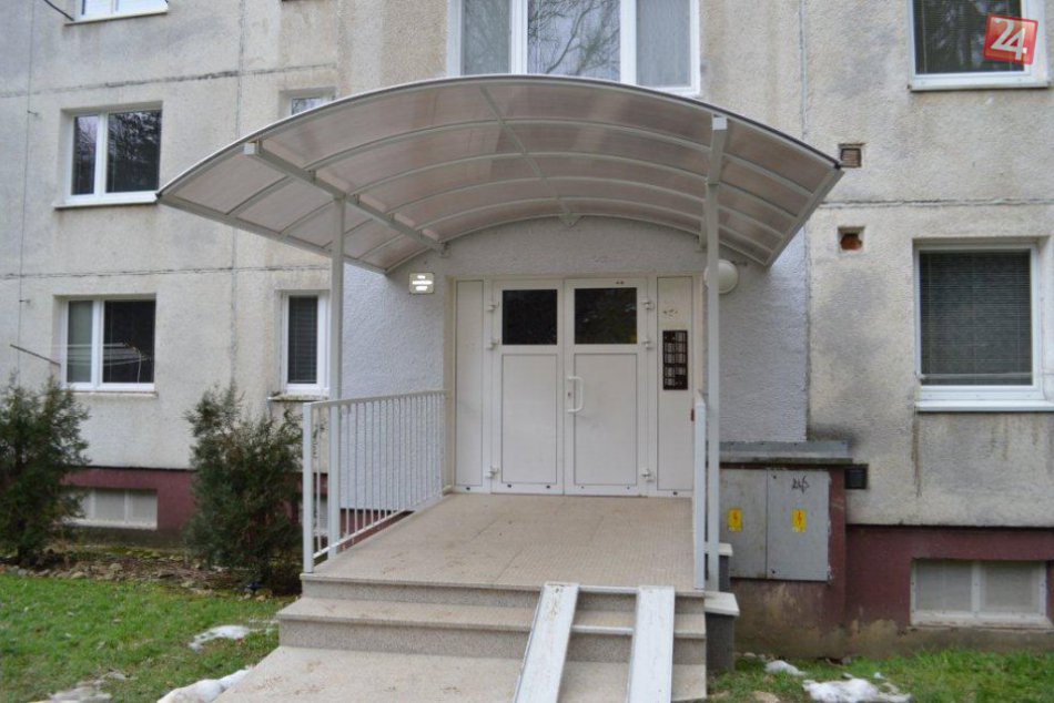 Razia policajtov v Považskej Bystrici: Pozrite, čo všetko našli!