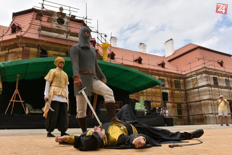 OBRAZOM: Zachytená minuloročná  atmosféra slávnosti v Chtelnici