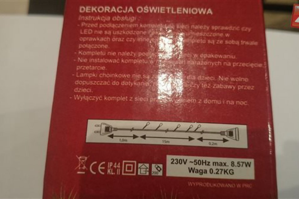 Na túto vianočnú svetelnú reťaz pozor: Môže spôsobiť elektrický šok