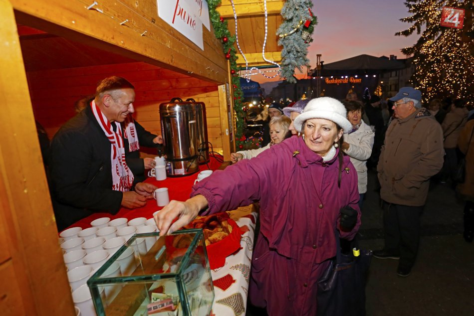 V OBRAZOCH: Primátorský punč