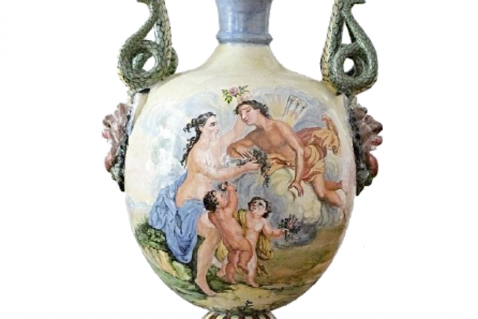 Krásna amfora s mýtickými výjavmi