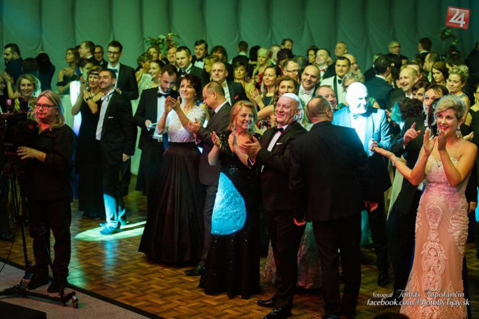 V metropole Zemplína sa plesalo: Veľká fotogaléria z reprezentačného plesu