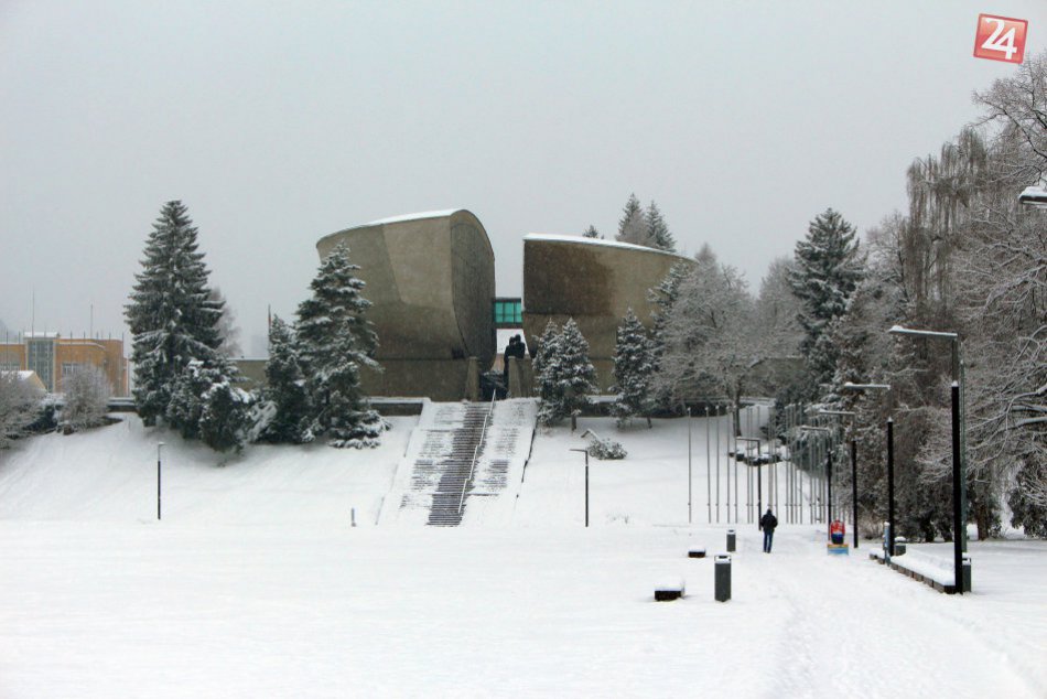 Bystricu prikryla nová biela perina. Pozrite si ZÁBERY z nášho mesta