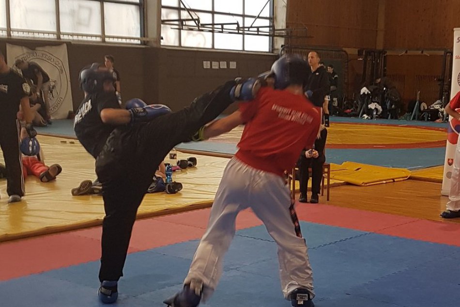 V OBRAZOCH: Medailová žatva kickboxerov z Revúcej