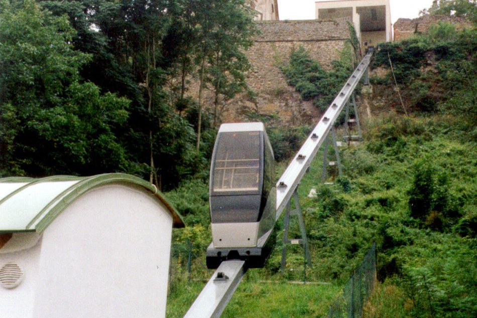 Na Nitriansky hrad by mohla viesť pozemná lanovka: Biskupstvo má štúdiu