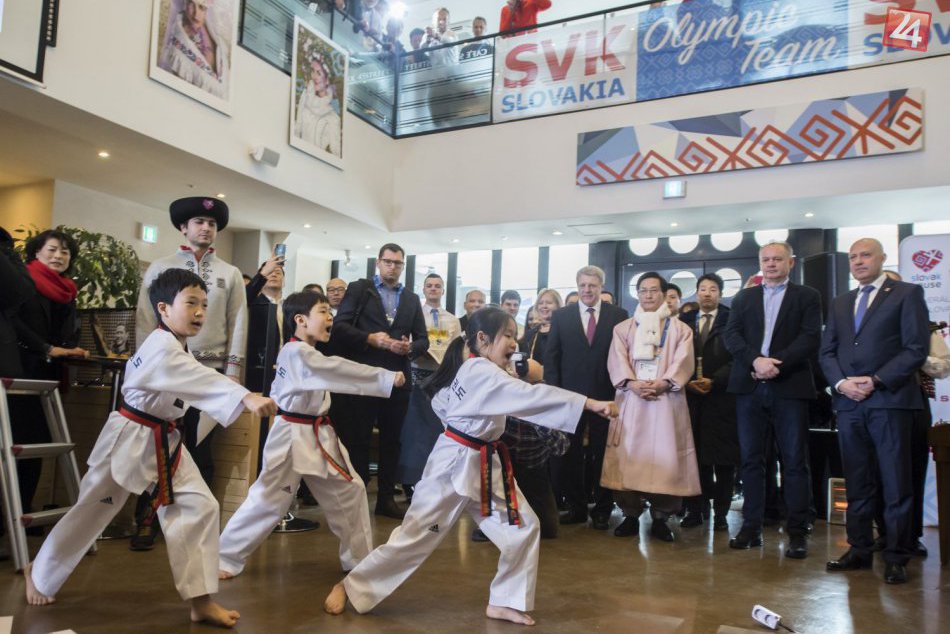 Slovenský dom v Pjongčangu je otvorený