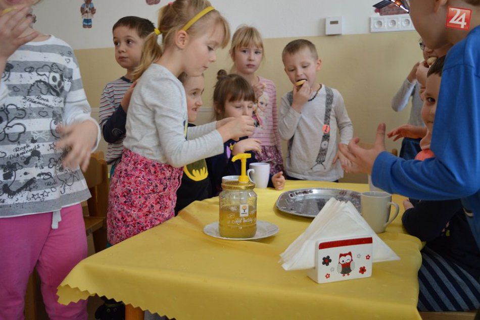 V OBRAZOCH: Medové raňajky v MŠ na Tatranskej ulici