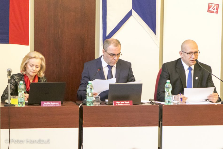 Sledujte ONLINE: Popradskí poslanci rokujú na prvom riadnom zasadnutí v roku 201