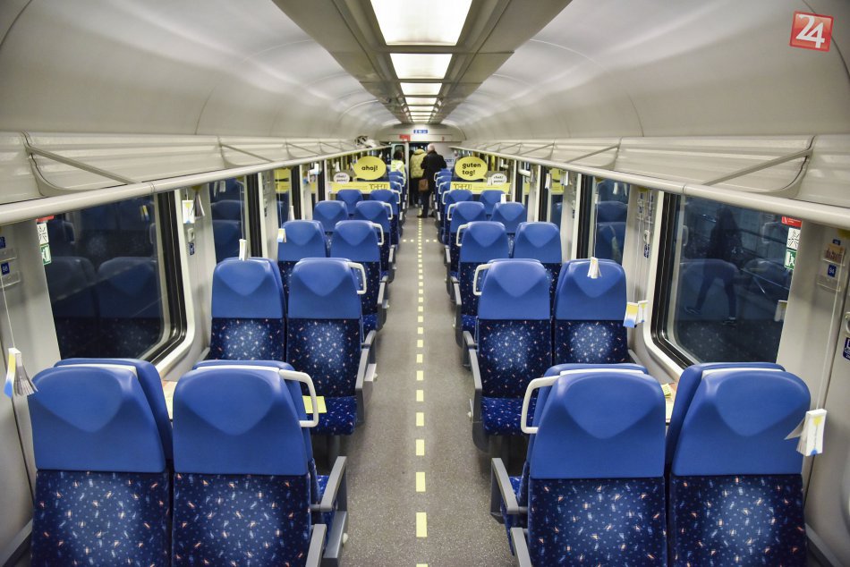 Umelecký vlak projektu TRAM