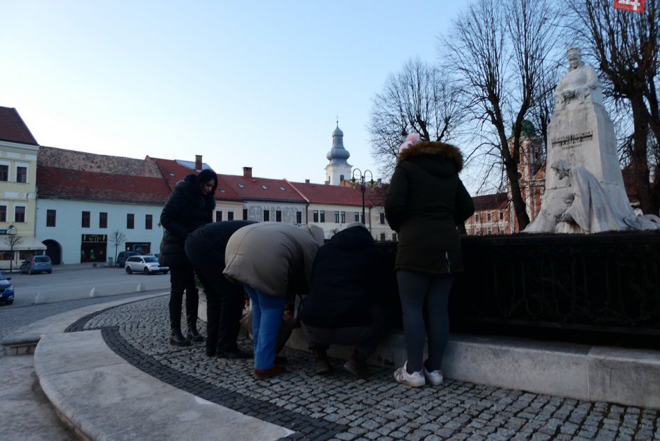 Obrazom: Aj Rožňavčania si uctili pamiatku zavraždeného novinára