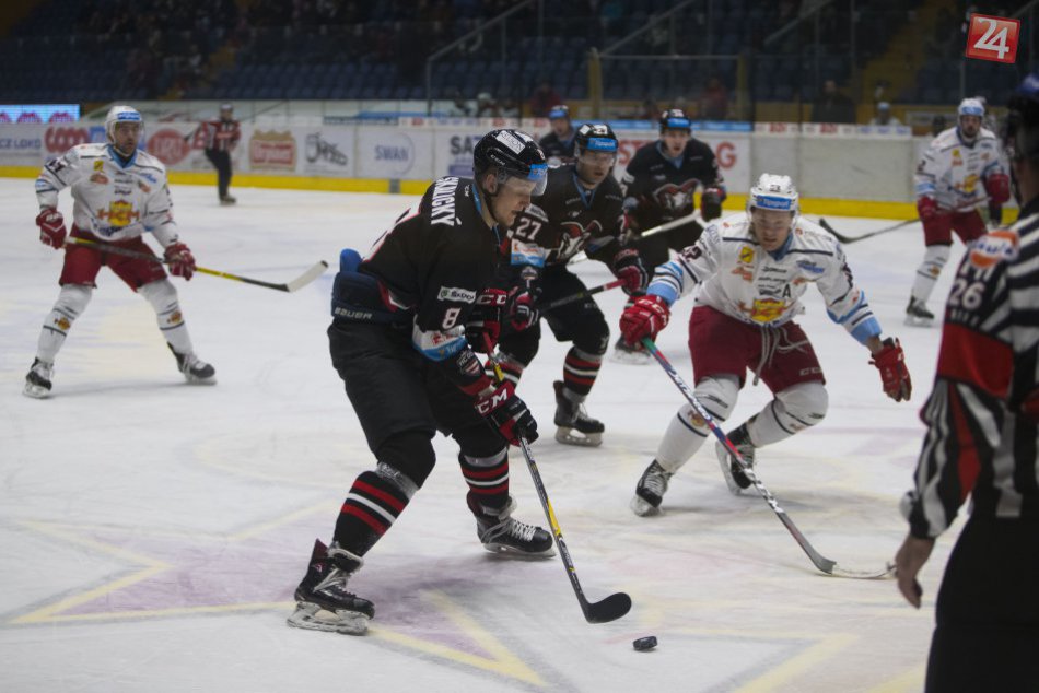 V OBRAZOCH: V pohronskom derby vo Zvolene triumfovali domáci