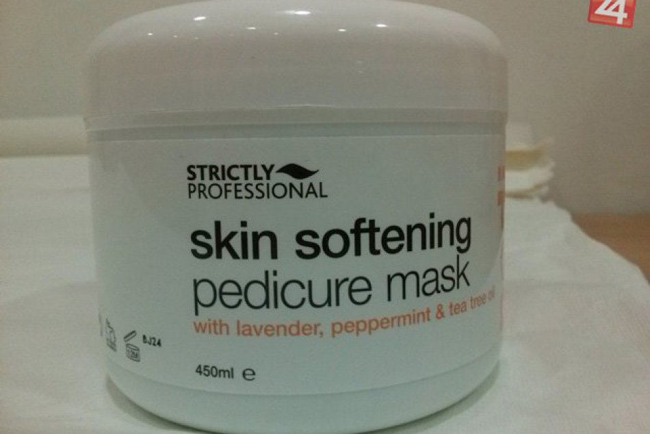 Úrad varuje pred nebezpečnou farbou na tetovanie či zmäkčujúcou maskou