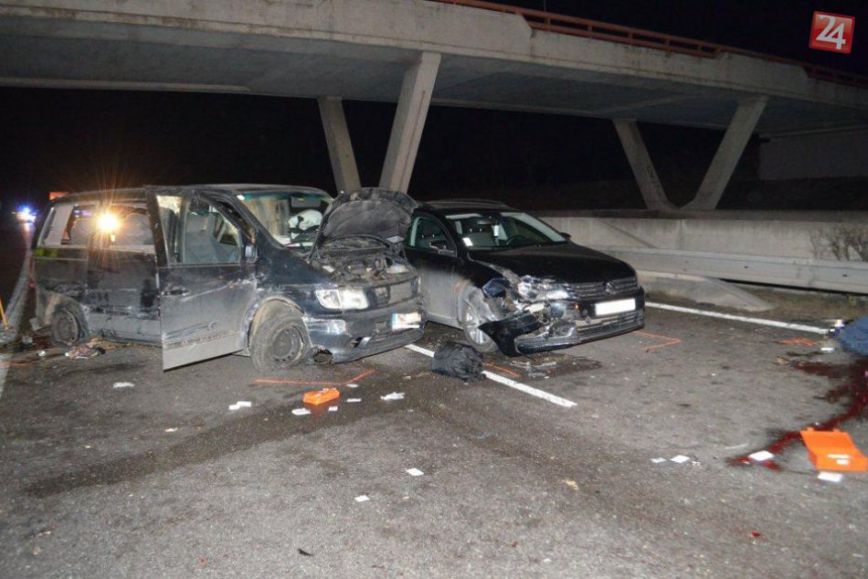 Tragická nehoda blízko Považskej si vyžiadala dve obete: Pozrite zábery polície