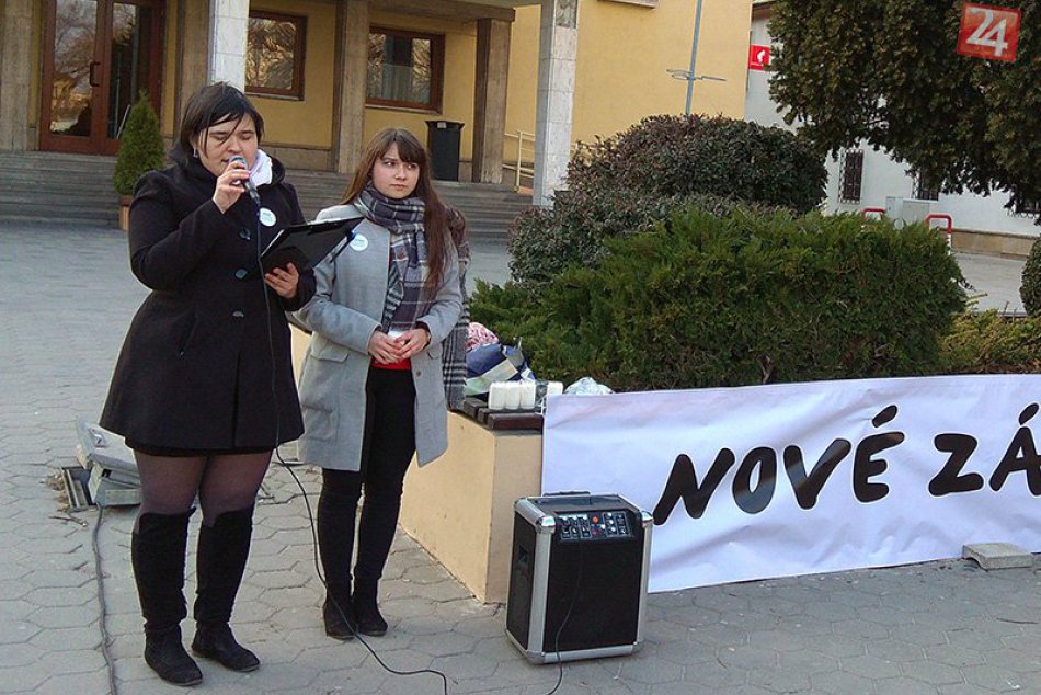 Zhromaždenie Za slušné Slovensko v Nových Zámkoch - 23. marca 2018