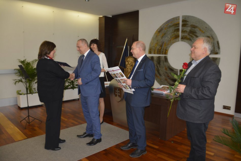 Oceňovanie učiteľov v Považskej Bystrici: Pozrite si tváre ocenených