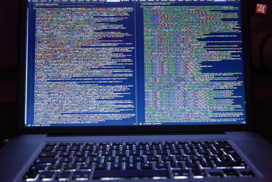 Polícia varuje pred novými podvodnými emailami