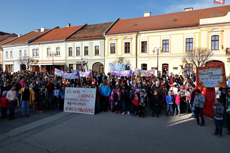 Obrazom: Privítanie Henriety Farkašovej a Natálie Šubrtovej v Rožňave