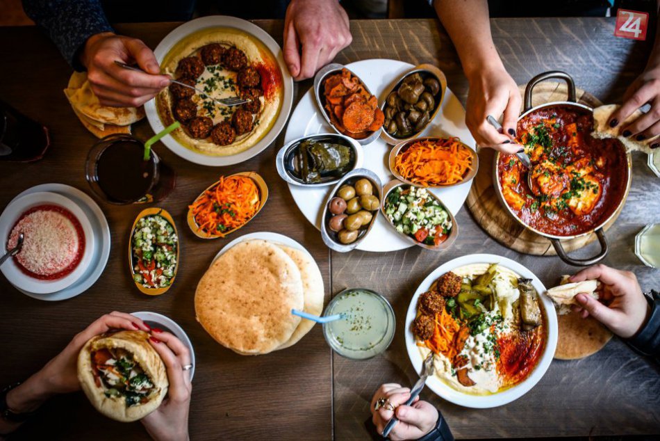 Hummusbar otvára už aj v Bratislave