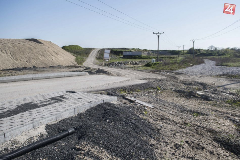 Výstavba križovatky Triblavina na D1 (apríl 2018)