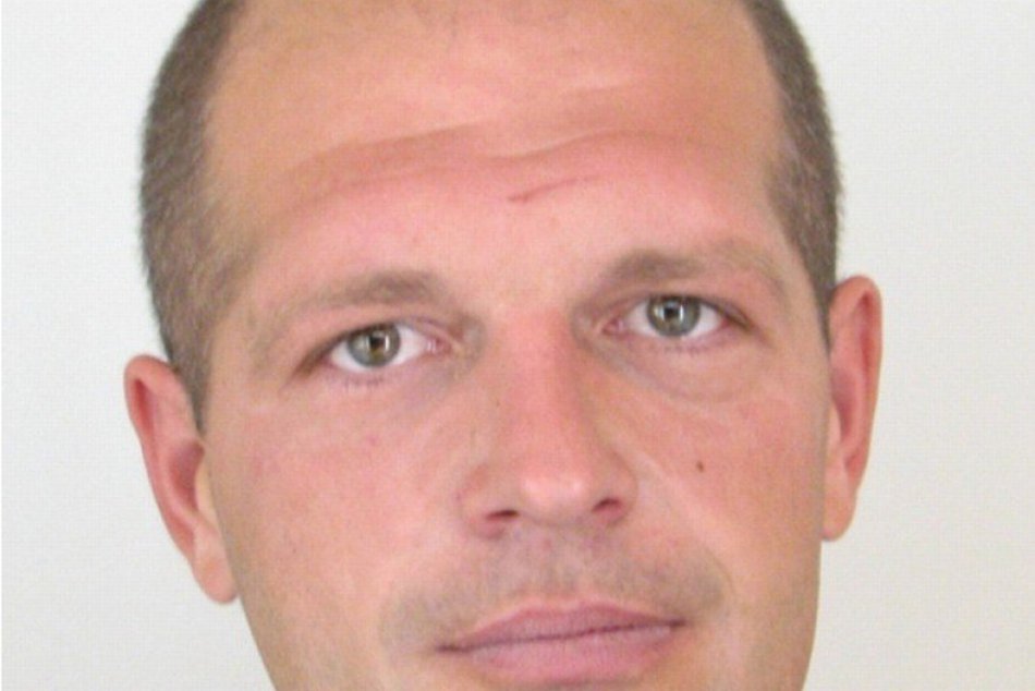 FOTO: Nevideli ste ho niekde? Po tomto Košičanovi pátra polícia