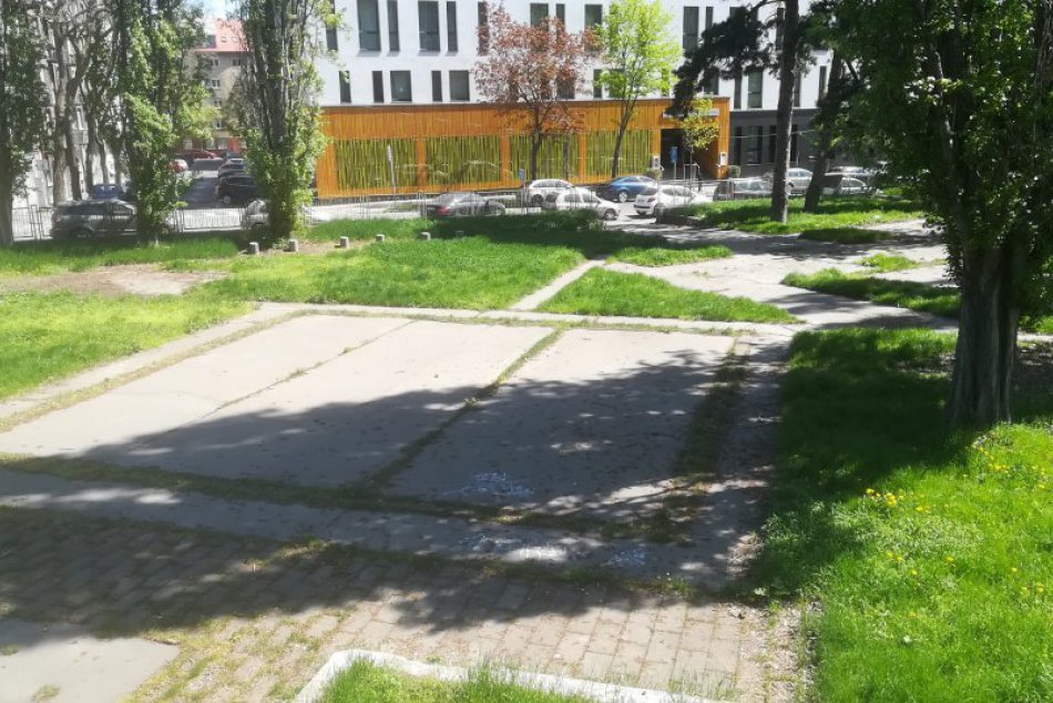 Detské ihrisko na Žabotovej