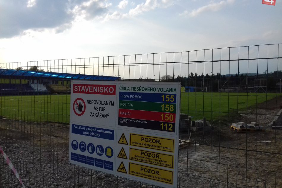 Bude v júni hotový? Aktuálne FOTO futbalového štadióna v Humennom