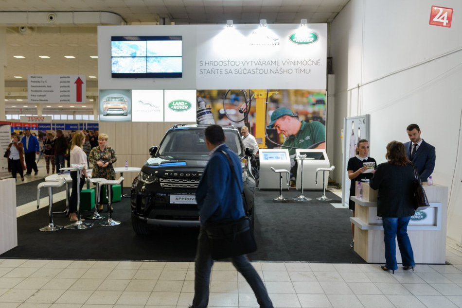 V Nitre sa začal Job Expo: Ponúka 28-tisíc voľných pracovných miest, FOTO