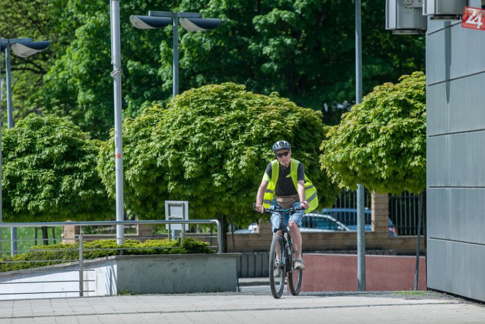 V OBRAZOCH: V Bystrici začali s výstavbou novej dvojkilometrovej cyklotrasy