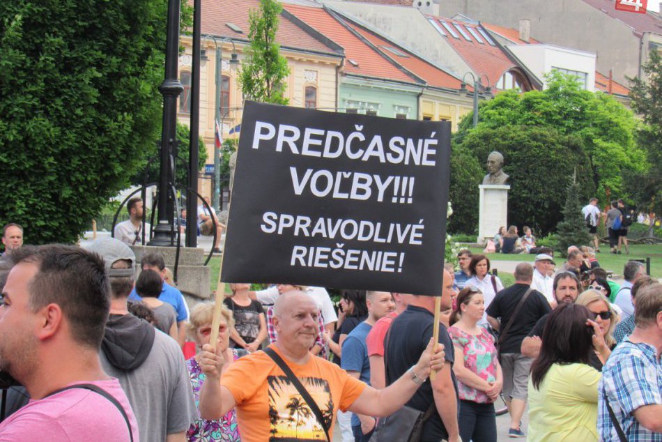 OBJEKTÍVOM: Pozrite si fotky z protestu v našom meste