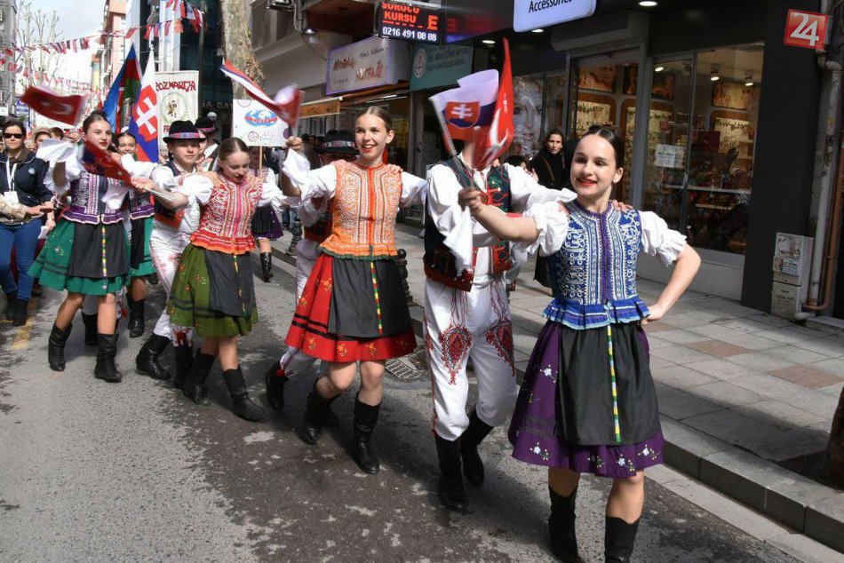 FOTO: Známy prešovský folklórny súbor sa zúčastnil na medzinárodnom festivale