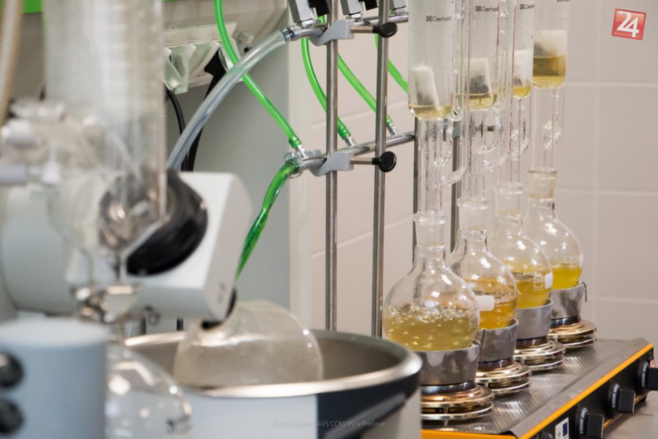 FOTO: Prešovská univerzita má nové vedecké pracovisko so špičkovou technikou 